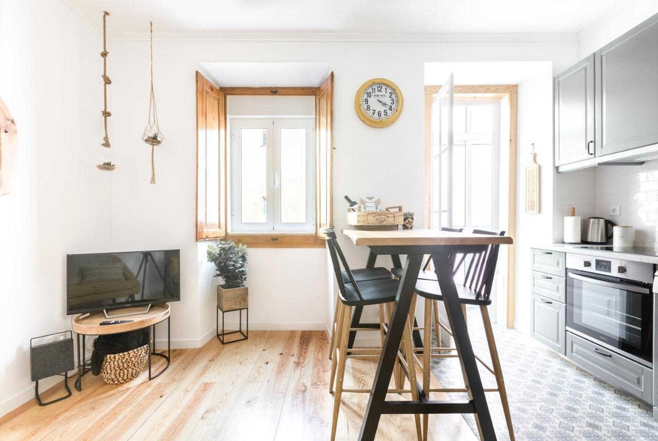 Feel Home In This Stunning Renovated Nest In Graca Lizbona Zewnętrze zdjęcie